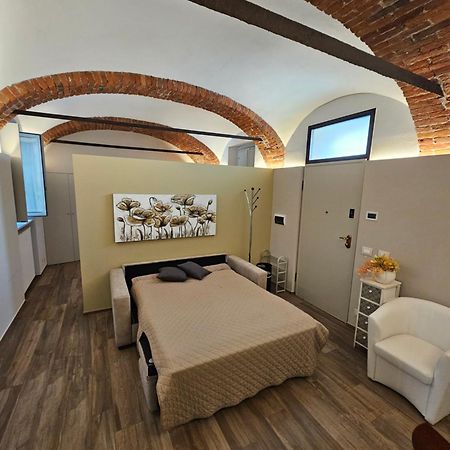 Apartament Bilocale In Centro Storico! Alba  Zewnętrze zdjęcie